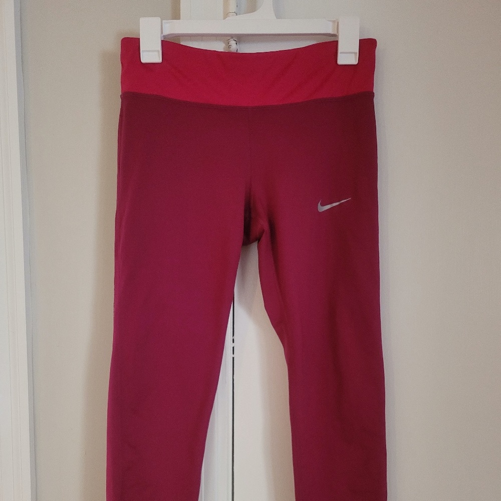 Nike Magenta 3/4 Legging